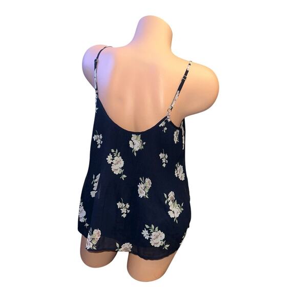 Abercrombie & Fitch womens small cami blue floral pleated cami floral print - Picture 7 of 7